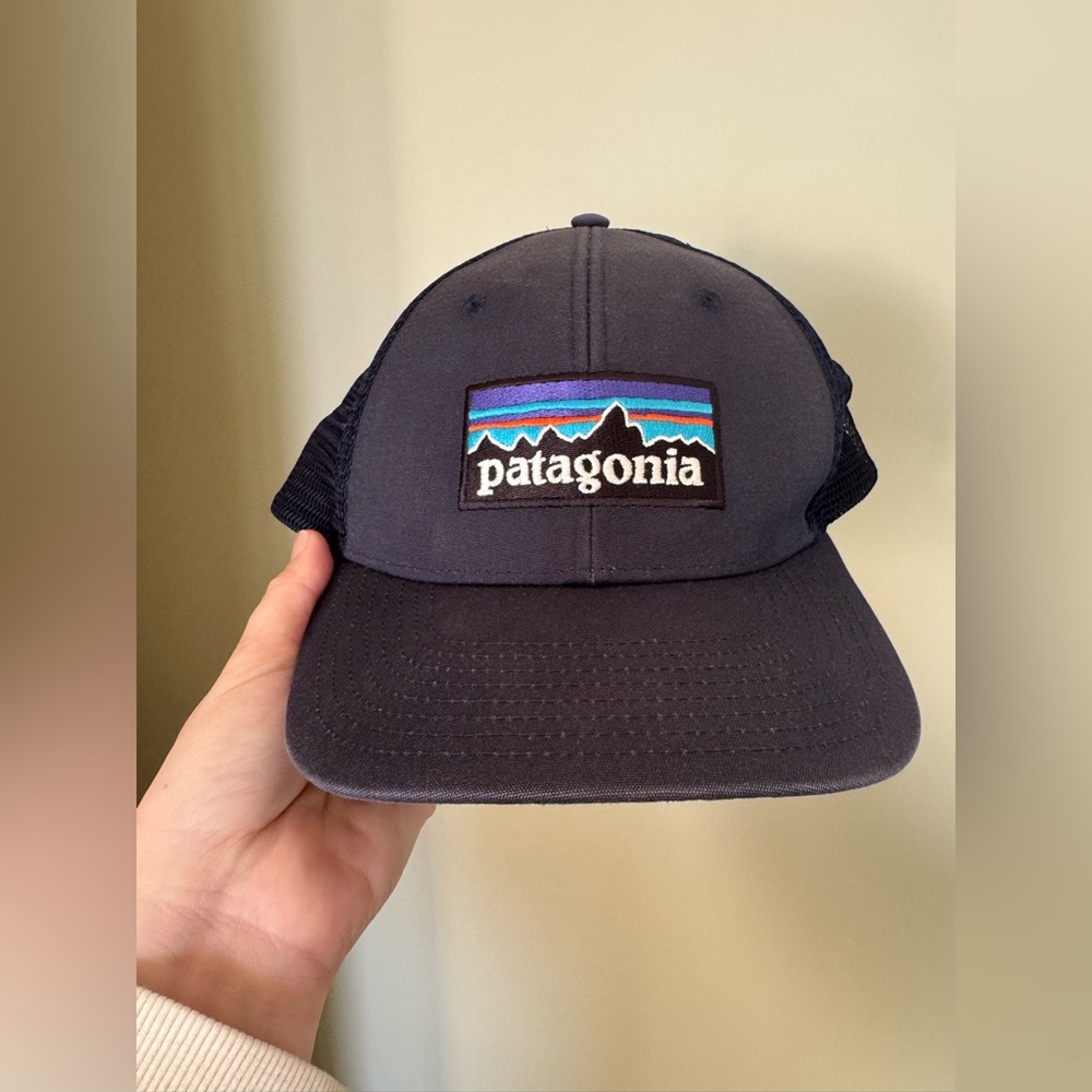 Patagonia Navy P-6 Logo Trucker Hat